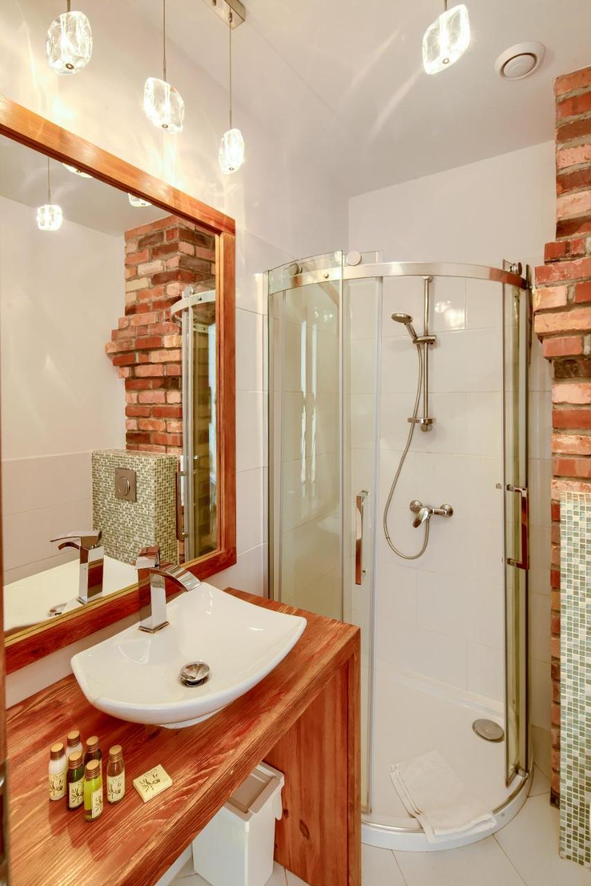 Maison d'hôtes Folwark Bialych Bocianow à Kamionka  Extérieur photo